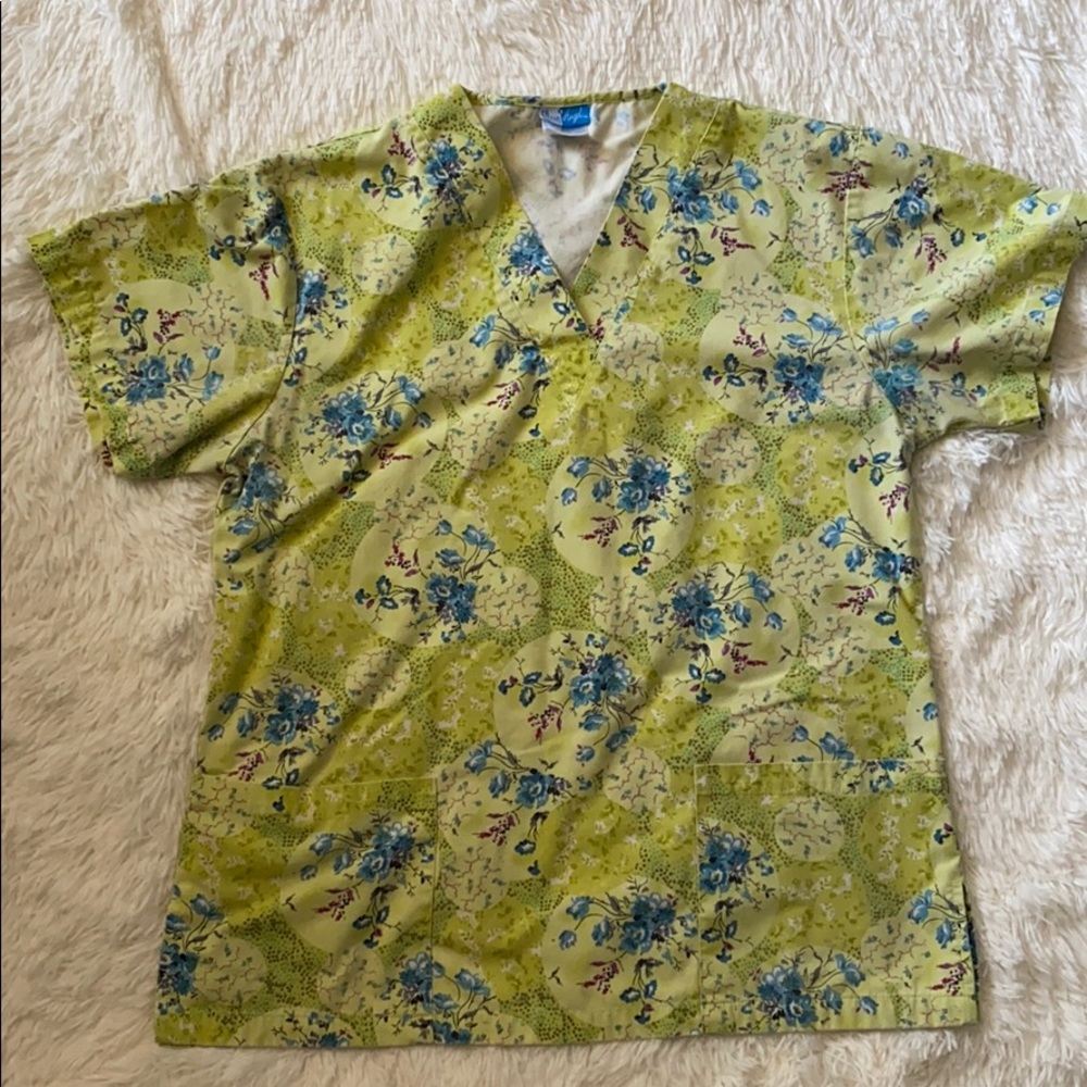 Scrub set bundle - Picture 2 of 3